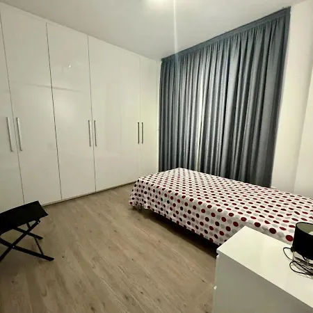 Sophisticated 2br With Pool & Terrace Views Apartment Limassol